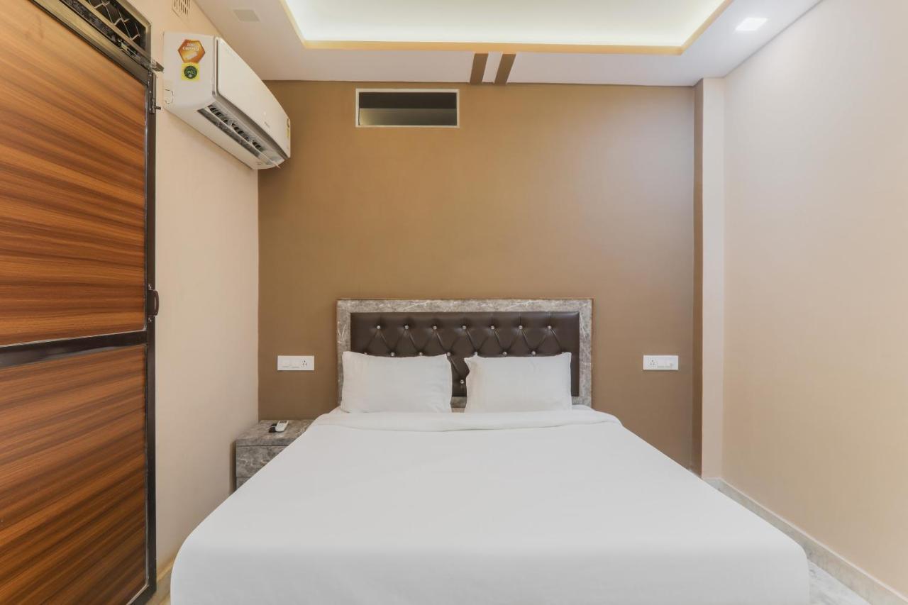 Oyo Tripureswari Guest House Puri Exterior foto