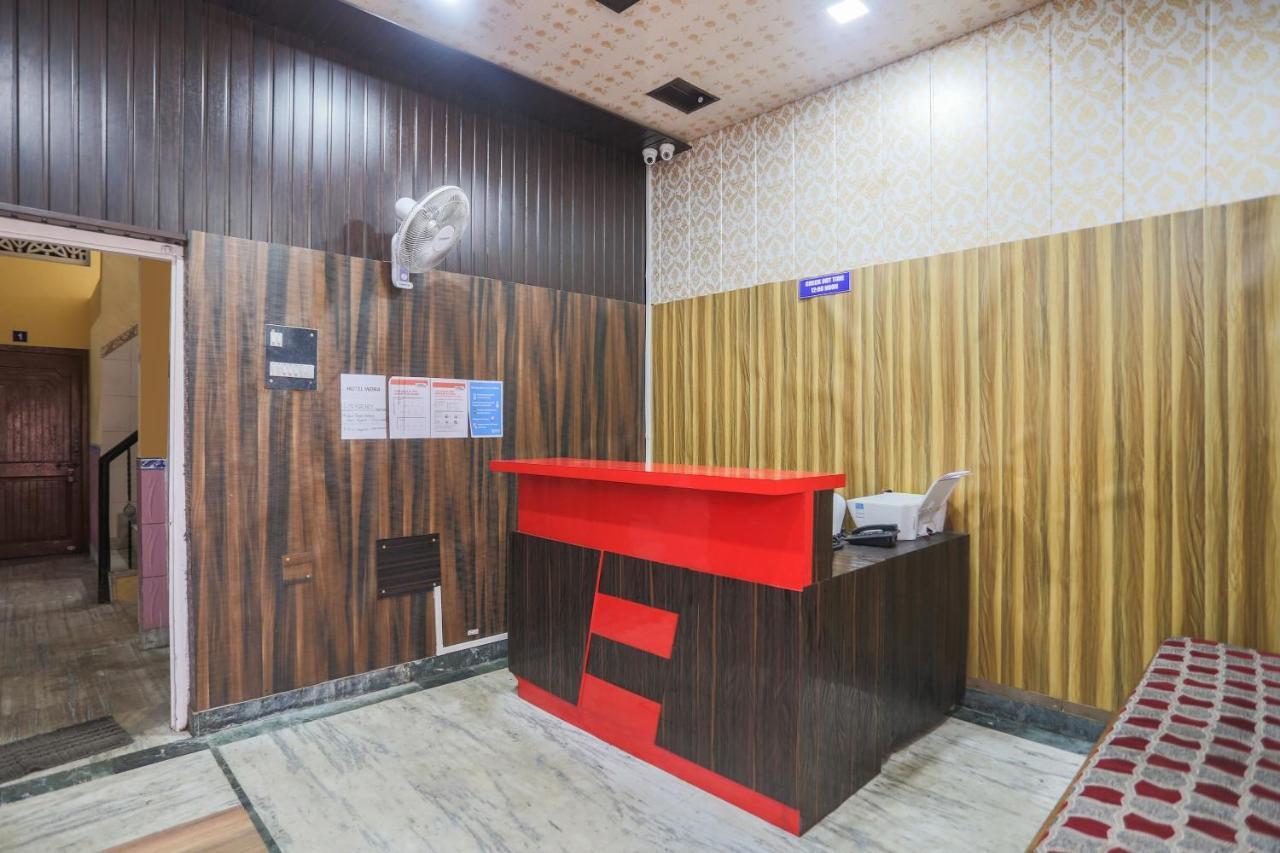 Oyo Tripureswari Guest House Puri Exterior foto